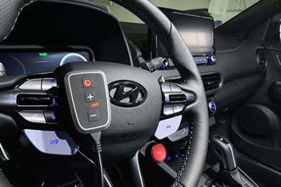 Throttle controller PedalBox for the Hyundai Kona N