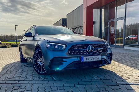Der Mercedes E400d auf dem DTE-Pr&uuml;fstand