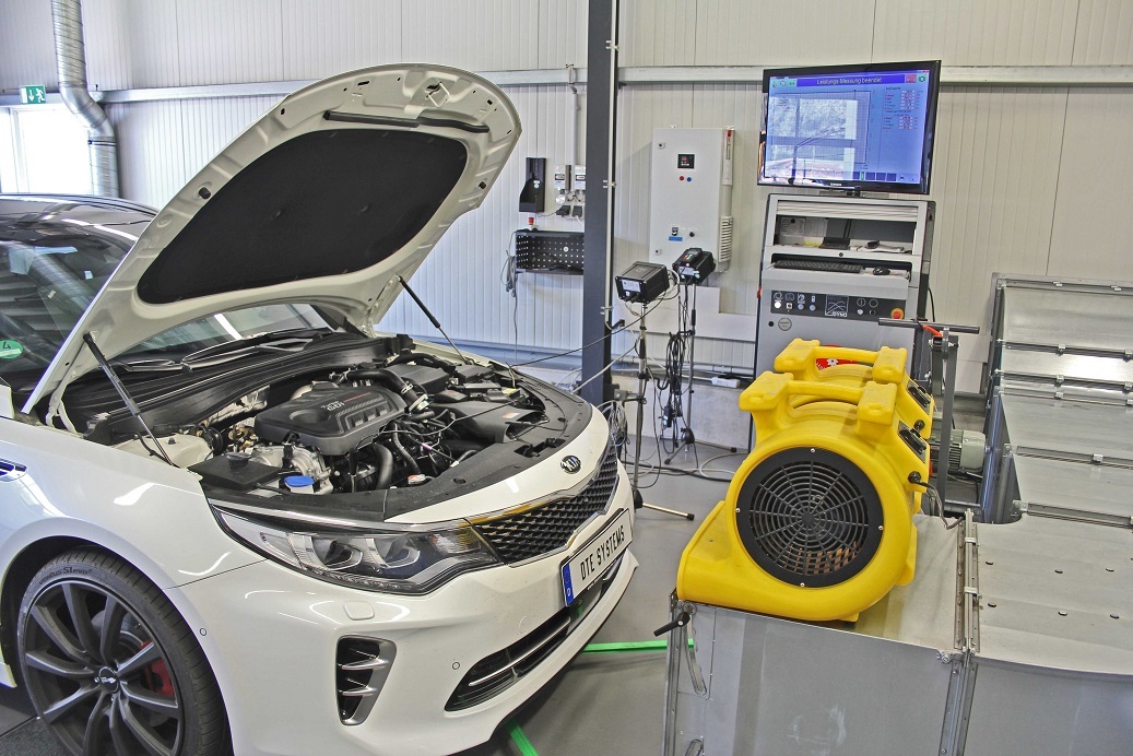  Kia Optima: motor optimizado para automóviles de lujo